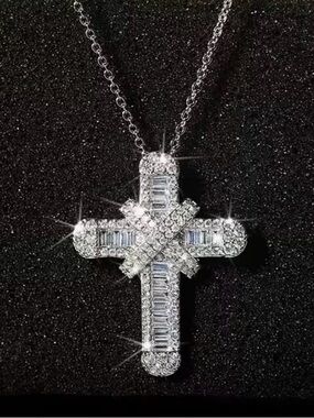 🆕 Cross Pendant Necklace with CZ Stones and 18” chain